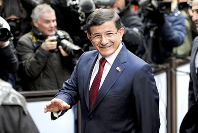 Давутоглу: Турция не будет вводить санкции против россиян