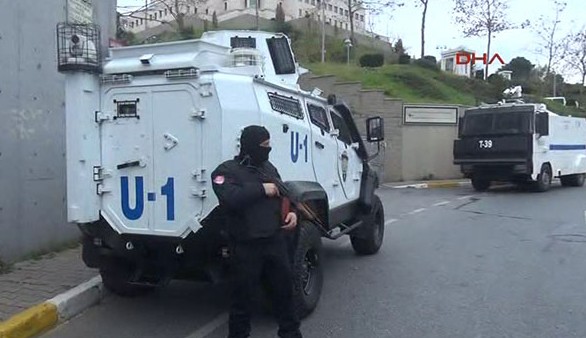 Антитеррористическая спецоперация в Стамбуле: 10 задержанных