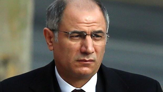 Эфкан Ала ушел с поста главы МВД Турции