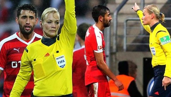 Турецкий футболист будет наказан за сексизм по отношению к арбитру