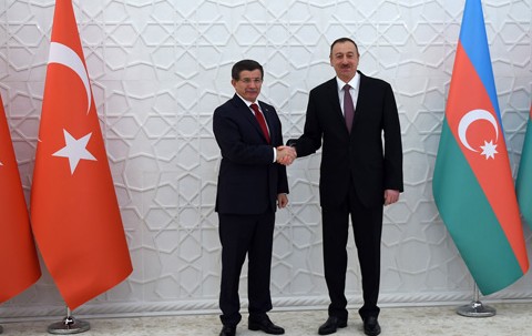 Турция согласовала с Азербайджаном ускорение строительства газопровода