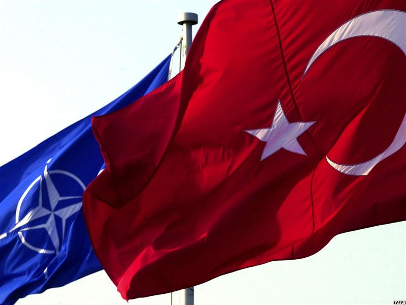Турция посылает в НАТО пророссийских офицеров
