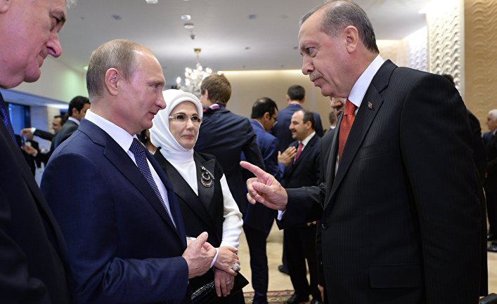 Путин в понедельник посетит Турцию