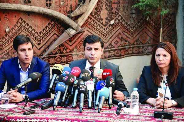 Ряд стран обеспокоены арестами депутатов HDP