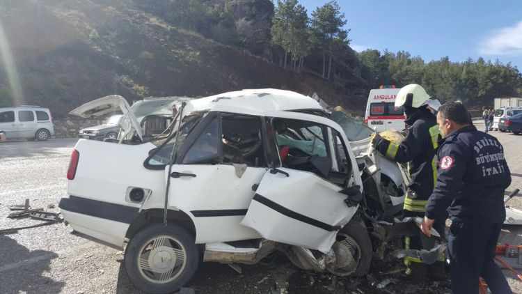 ДТП на трассе Анталья-Денизли унесло жизни 4 людей