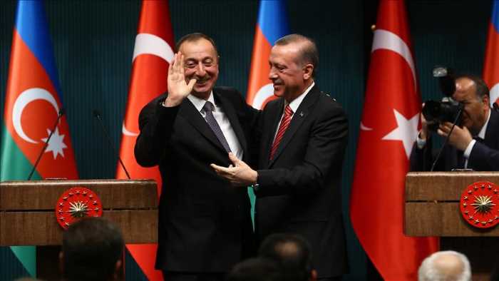 Президент Турции встретился c коллегой из Азербайджана
