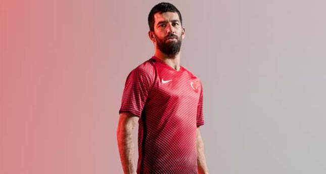 Nike представил новую форму сборной Турции