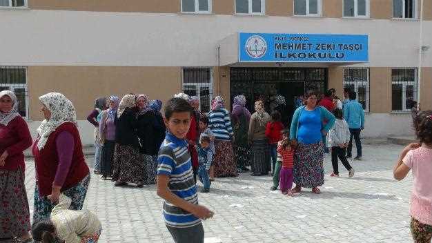 Родители не хотят видеть сирийцев в новой школе