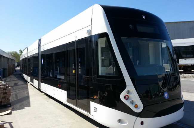 Новый трамвай довезет до аэропорта и ЭКСПО