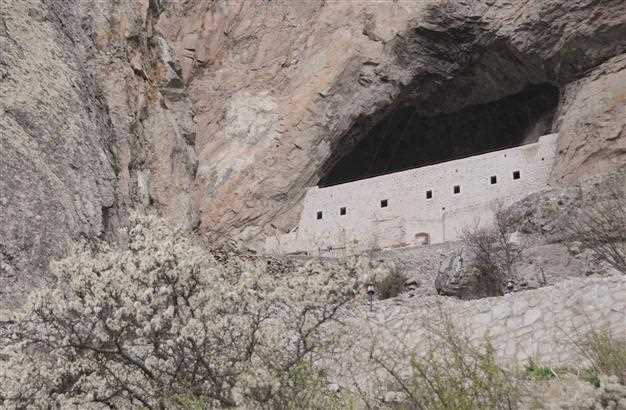 Высеченная в скале церковь Девы Марии открывает двери