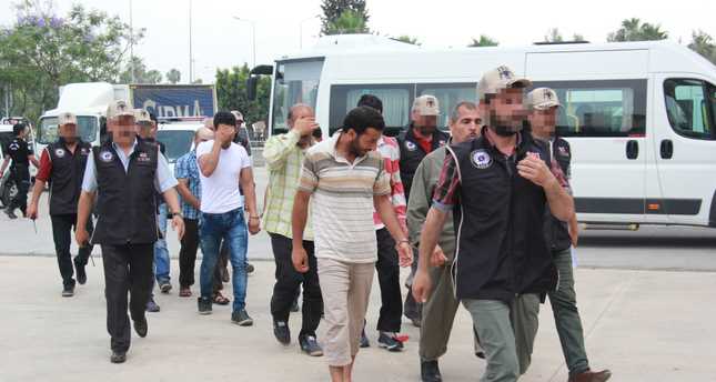 В Анталии задержаны 9 подозреваемых в связях с ИГИЛ