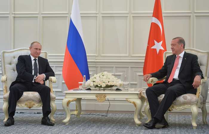 Эрдоган и Путин по телефону обсудили проблемы в Сирии
