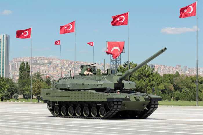 Первый турецкий танк ALTAY выйдет в свет в 2019 году