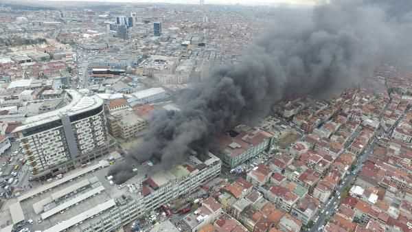 Крупный пожар в Стамбуле тушили 9 часов