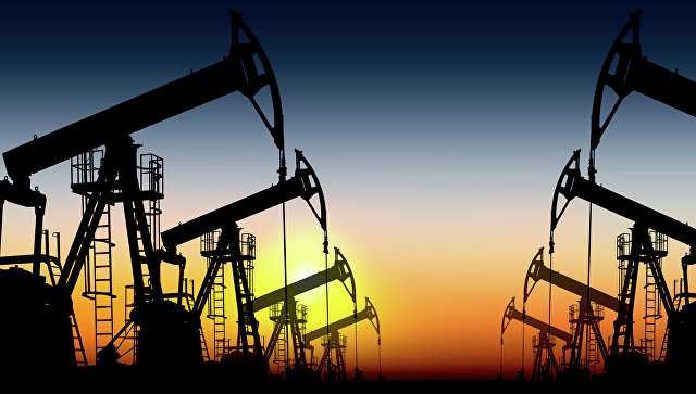 Теперь на лиру давит нефть: $ — 3,49 / € — 3,71