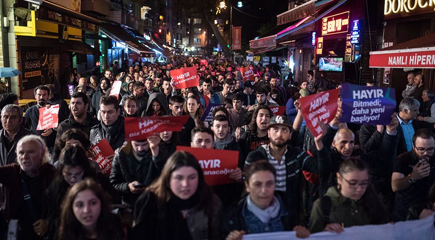 Протесты: Стамбул, Измир, Анталия, Эскишехир