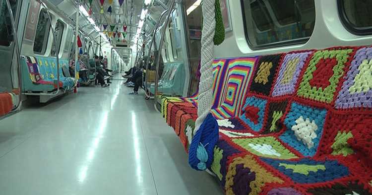Стамбульское метро готово поздравлять матерей