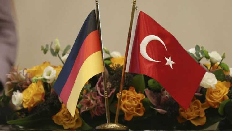 Анкара ищет оправдания перед Берлином