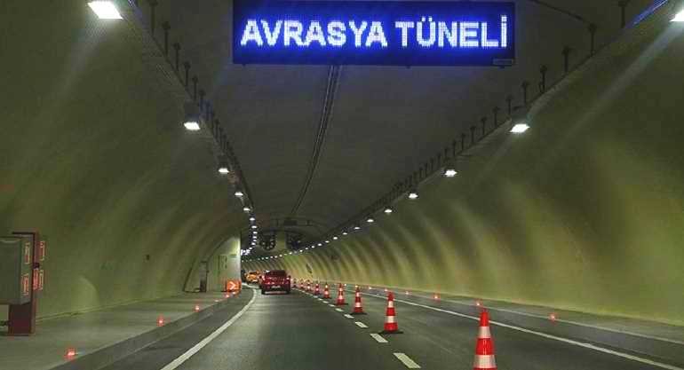 Власти сделали скидку на проезд по туннелю «Евразия»