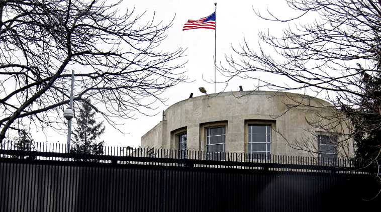 У посольства США в Анкаре появились новые указатели