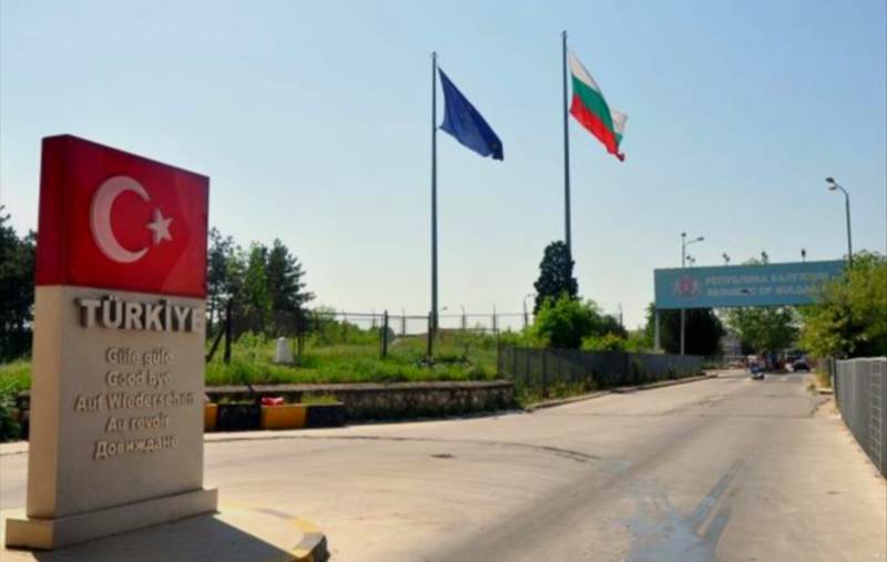 Турция открывает границу с Болгарией