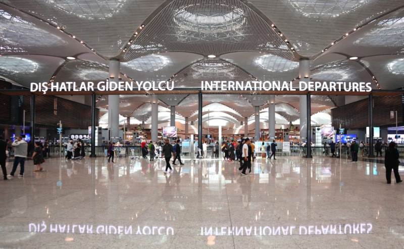 Сразу три аэропорта Турции вошли в десятку самых загруженных
