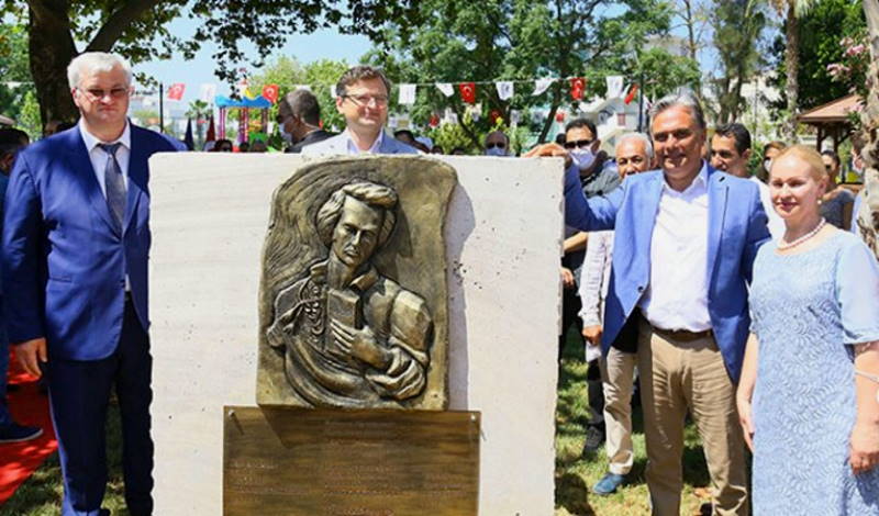 Парк украинской культуры открылся в Анталье