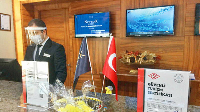Глава МИД Турции: «Брони отелей на май-июнь уже заполнены»