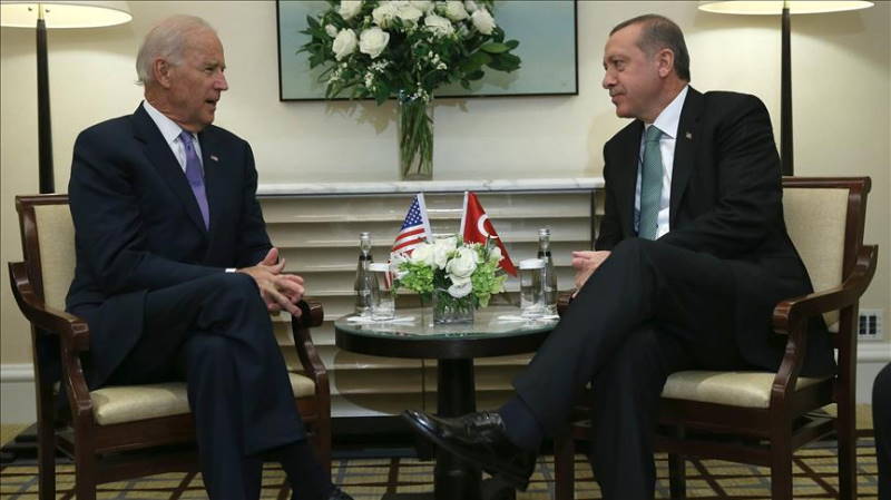 Эрдоган поздравил Байдена и поблагодарил Трампа