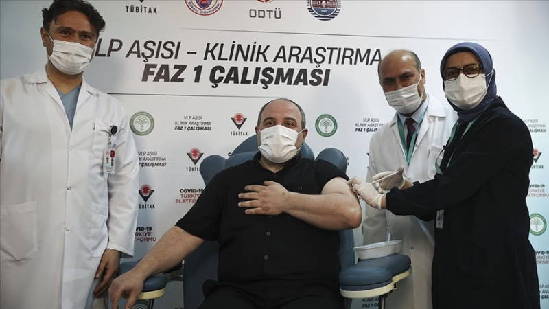 Министр получил вторую дозу турецкой вакцины