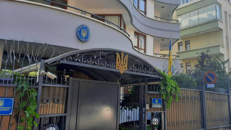 Посольство Украины в Анкаре приостановило работу