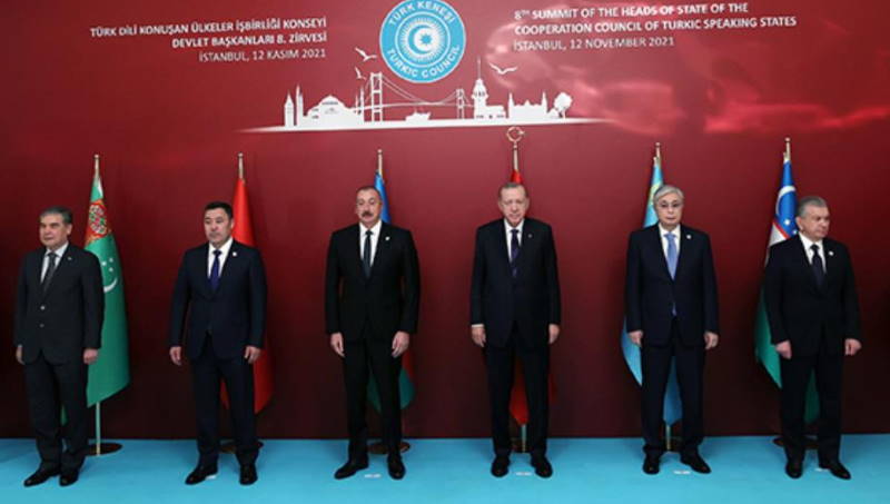 Эрдоган обсудил ситуацию в Казахстане с 4 президентами